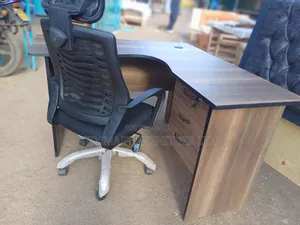 Smooth 1.2m*1.2m Modern Lshaped Office Desk+Headrest Chair Offers