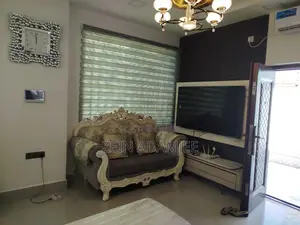 Furnished 4bdrm House in Town Centre for sale