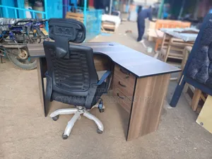Organised 1.2m*1.2m Modern Lshaped Office Desk+Headrest Chair Offers