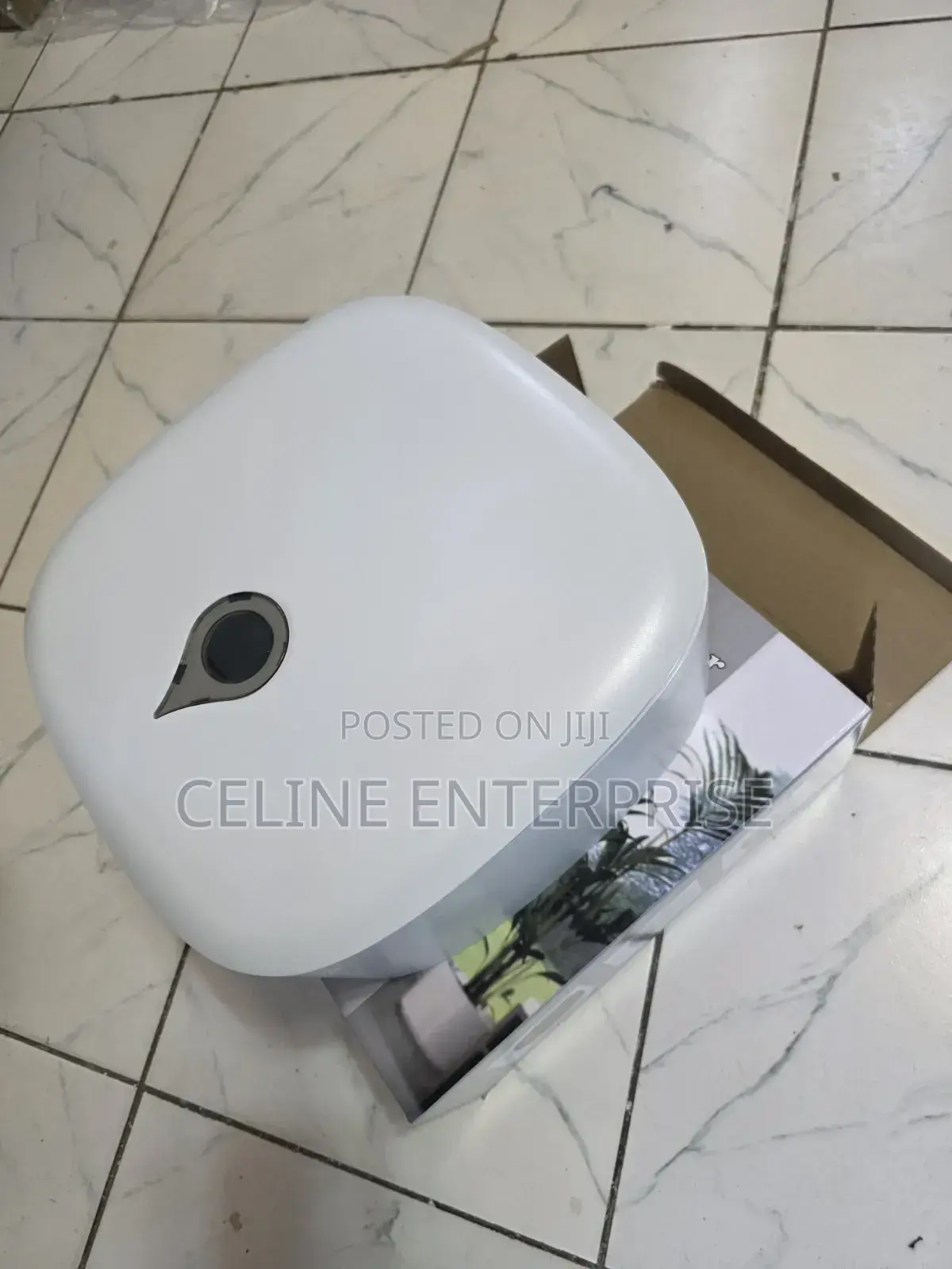 Jumbo Tissue Paper Dispenser