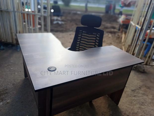 Productive 1.2*1.2m Modern Lshaped Office Desk+Headrest Chair Offers