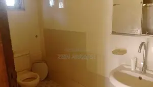 6bdrm Block of Flats in Town Centre for sale