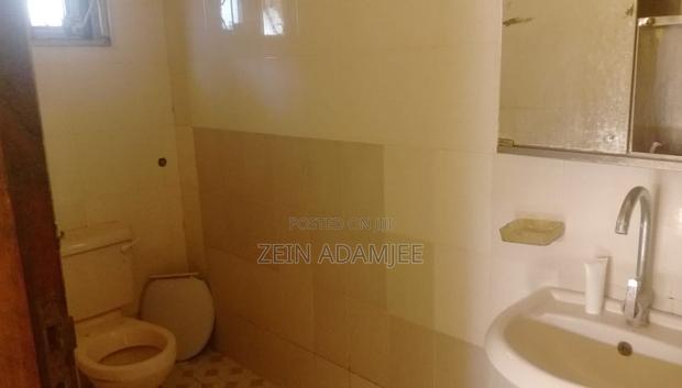 6bdrm Block of Flats in Town Centre for sale
