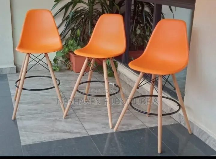 Eames Chair Bistro Bar Stool - Stylish Bar Stool Design