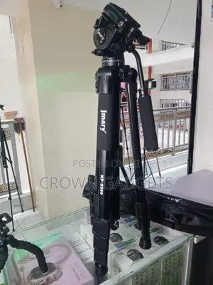 Jmary Kp-2599 Tripod With Fluid Head Quick Release Plate