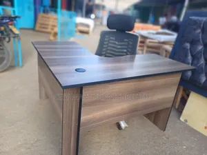 Crafted 1.2m*1.2m Modern Lshaped Office Desk Offers