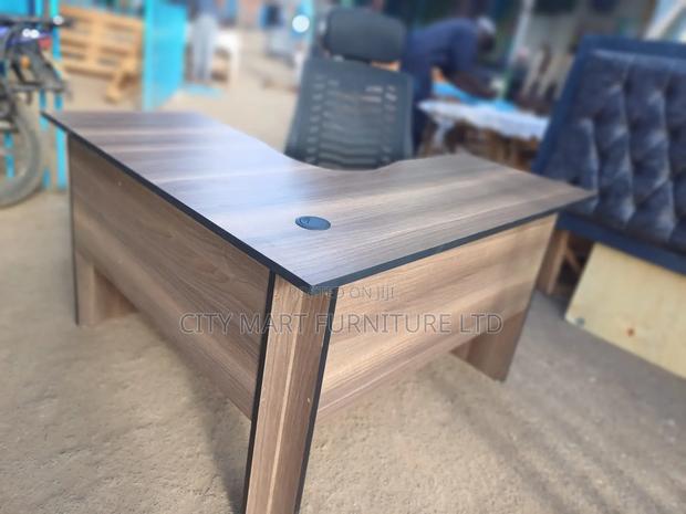 Made 1.2m*1.2m Modern Lshaped Office Desk Offers
