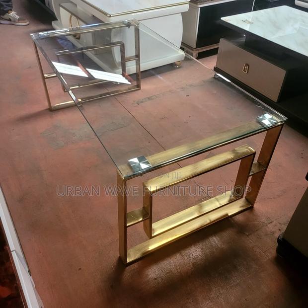 Strong Classic Glass  Table