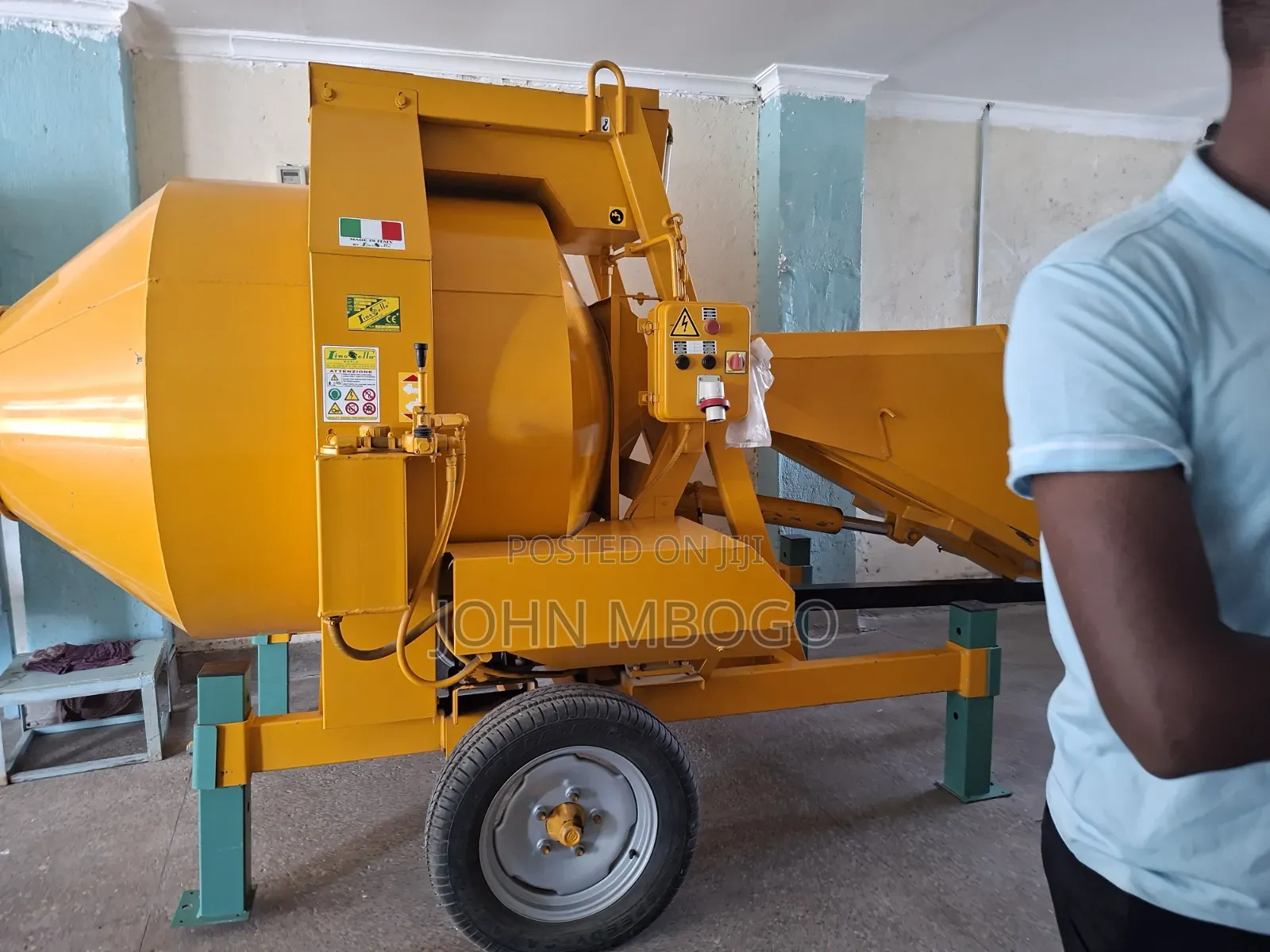 Self Loading Mixer-750l