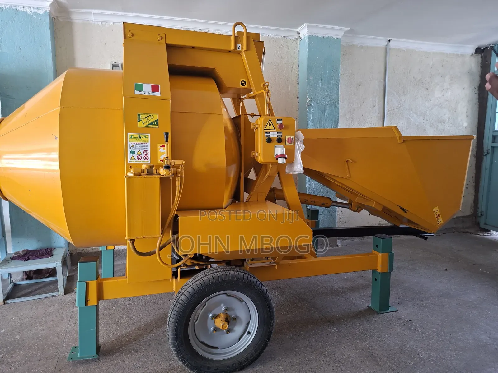 Self Loading Mixer-750l