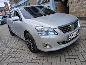 Toyota Premio 2014 Silver