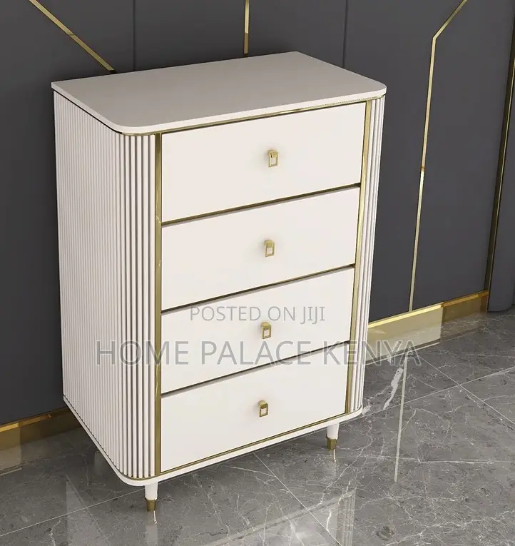 Chest of Drawers: 4 Drawer Wooden Nightstand
