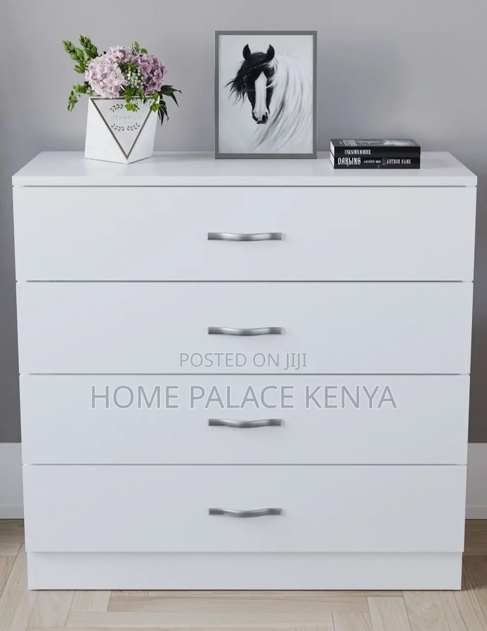 Chest of Drawers: 4 Drawer Wooden Nightstand