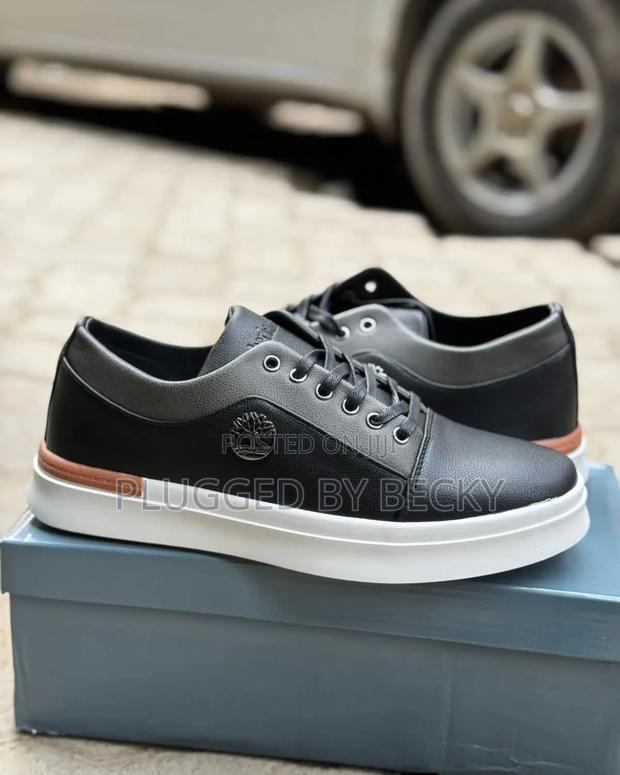 Timber Flower Casual
40-45 - main view