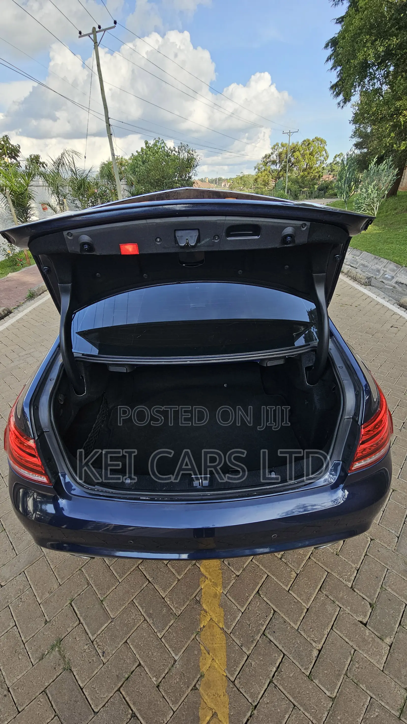 Mercedes-Benz E350 2009 Black