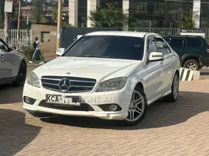 Mercedes-Benz C200 2007 White