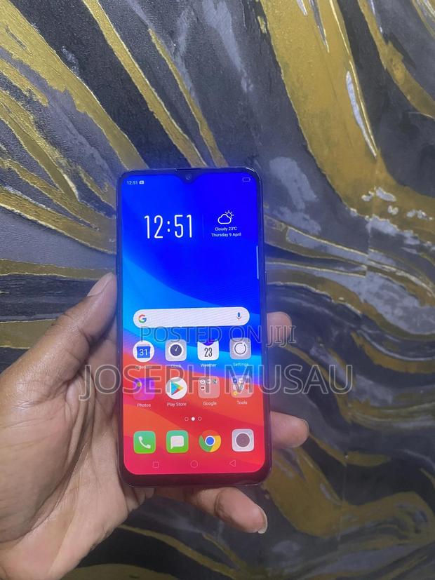 Oppo F9 64 GB Blue - thumbnail 4