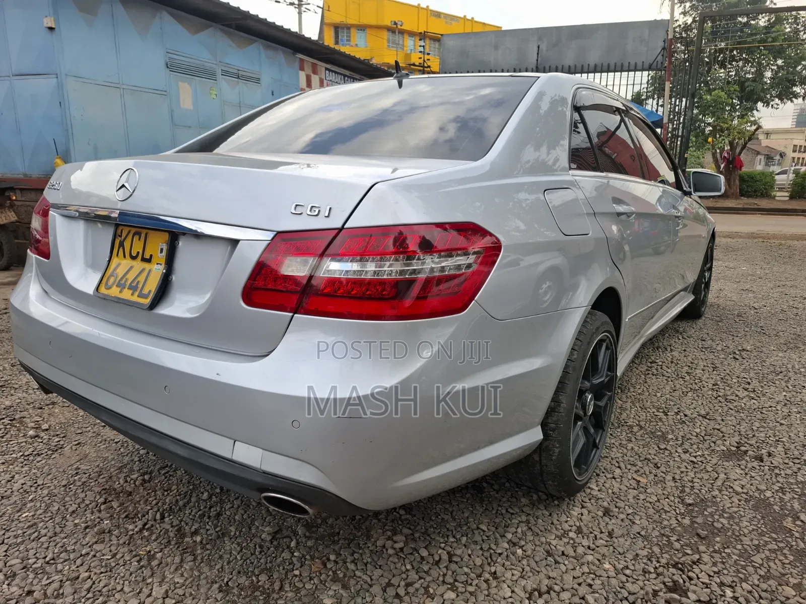 Mercedes-Benz E250 2011 Silver