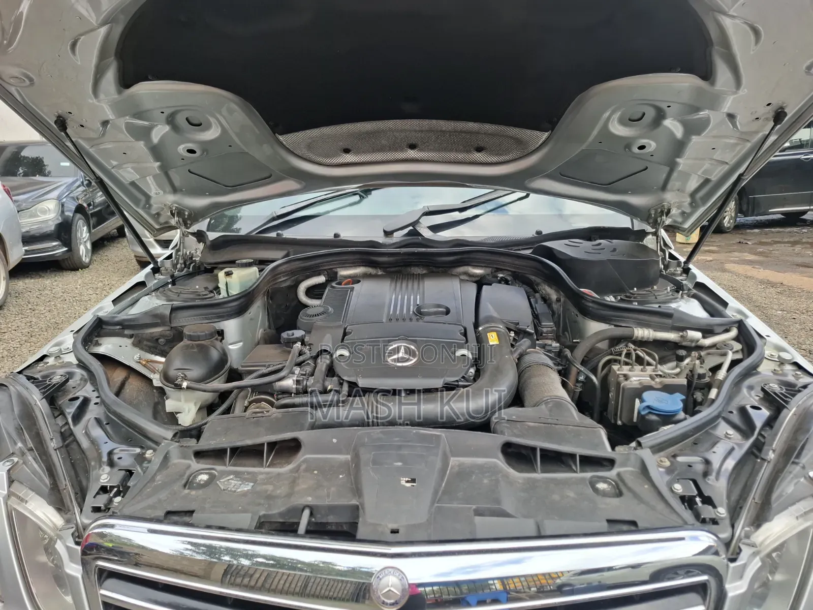 Mercedes-Benz E250 2011 Silver