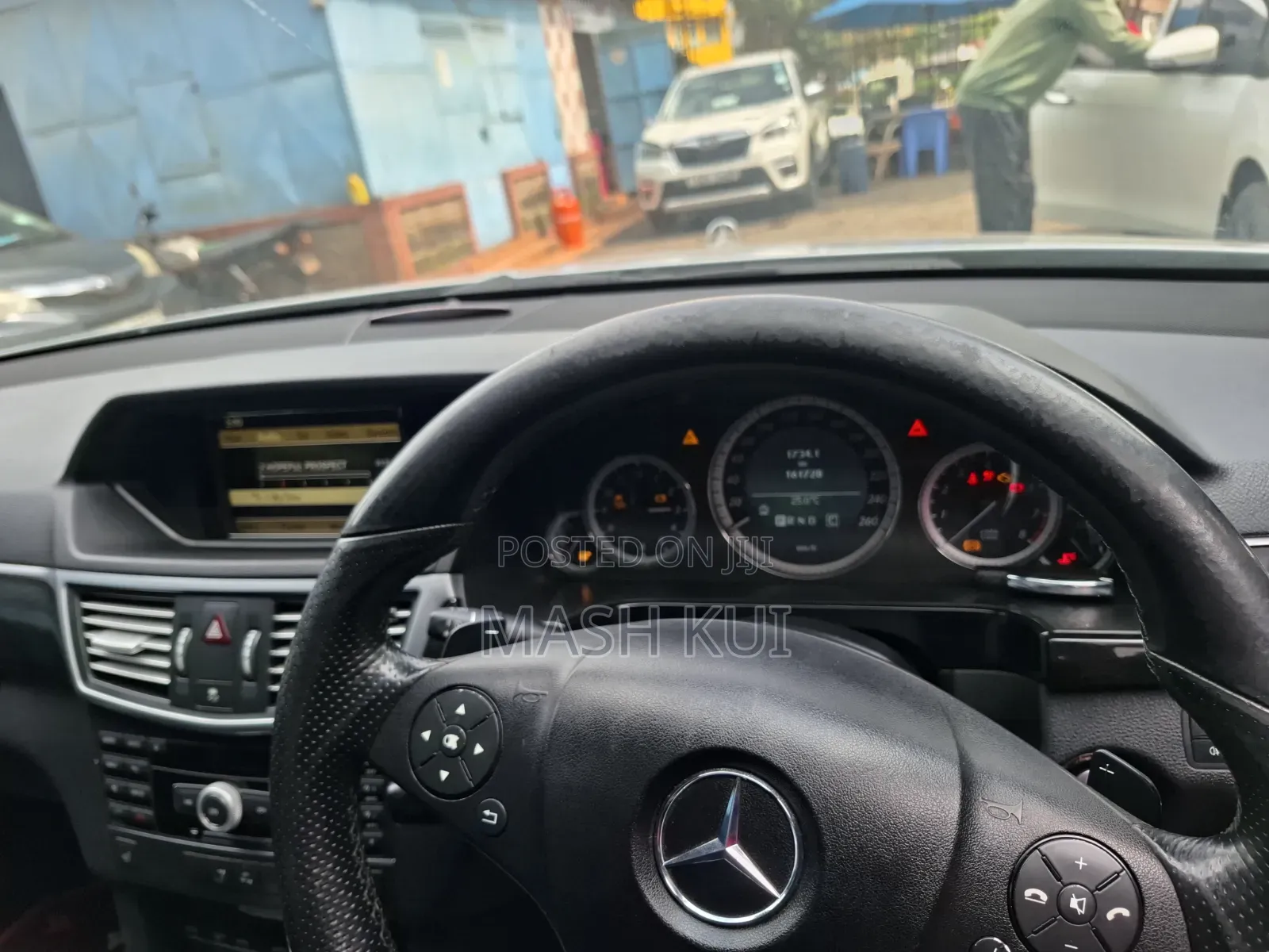 Mercedes-Benz E250 2011 Silver
