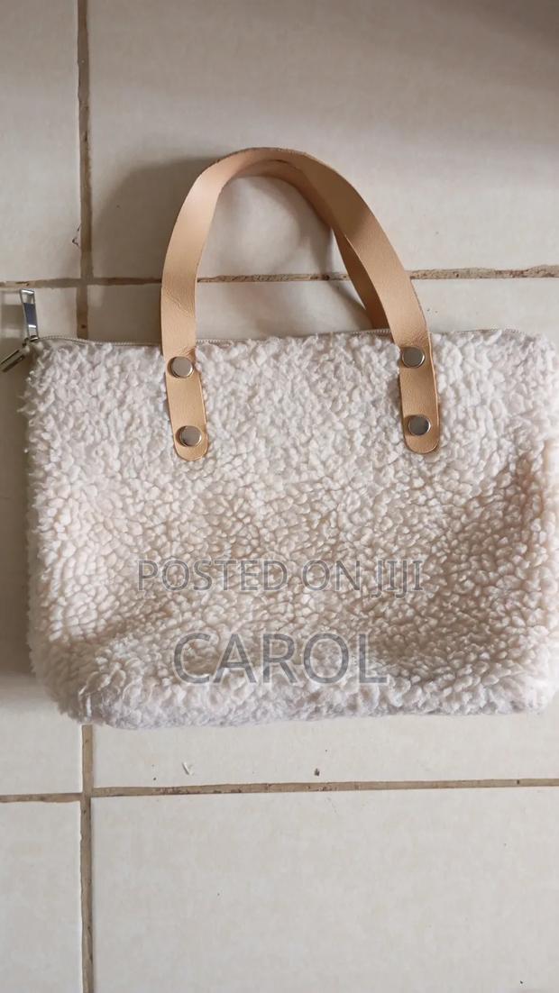 Tote and Sling Bags - thumbnail 3