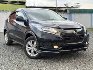 Honda Vezel 1.5 Hybrid 4WD 2018 Black