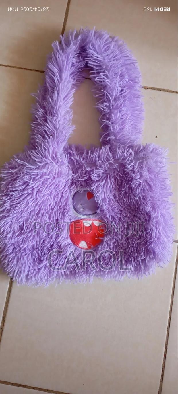 Tote and Sling Bags - thumbnail 7