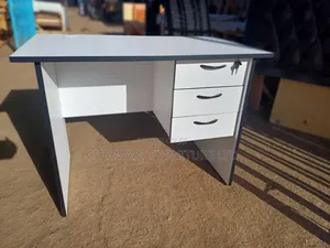 Breathtaking Modern Office Desk/Study Table Offers
