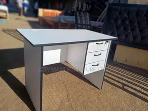 Heavenly Modern Office Desk/Study Table Offers