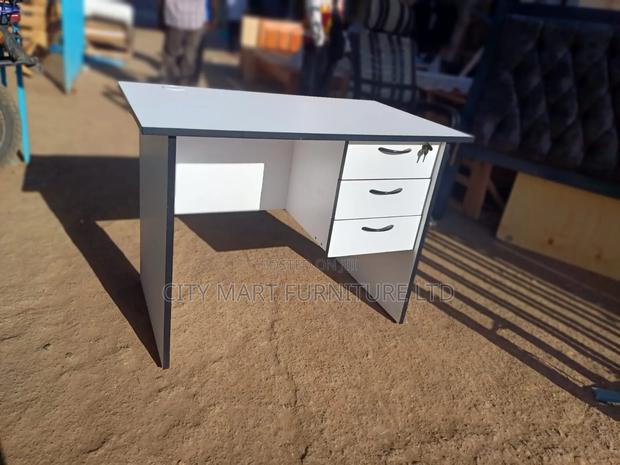 Opulent Modern Office Desk/Study Table Offers