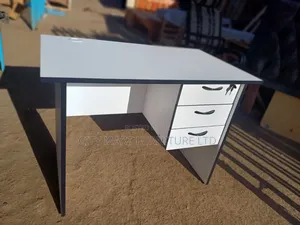 Ravishing Modern Office Desk/Study Table Offers