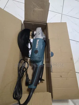 2200w Makita Angle Grinder