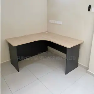 Curved Generic Home Study Room Desk-140cm