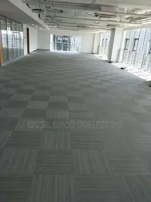 Carpet Tiles With Durable High-Traffic Performance