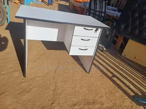 Grand Modern Office Desk/Study Table Offers