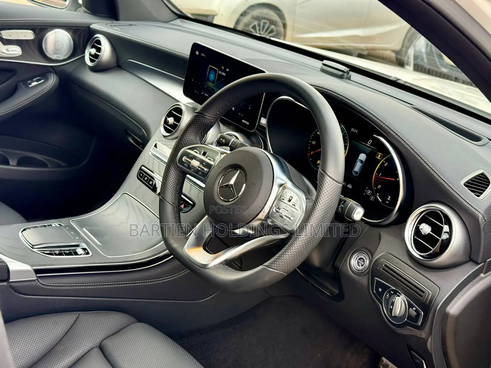 Mercedes-Benz GLC-Class 2020