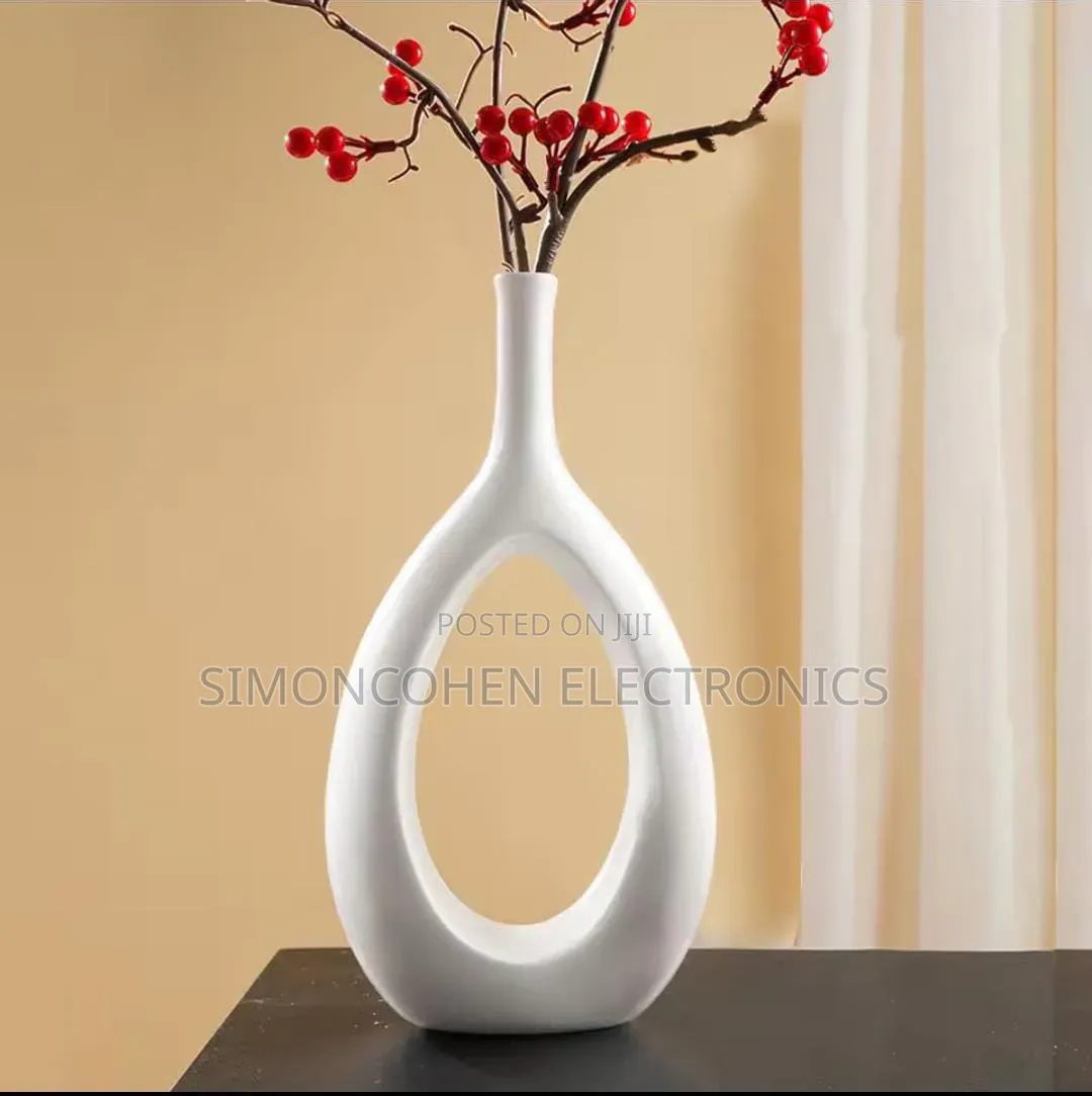 Nordic Doughnut Vase With Long Cork