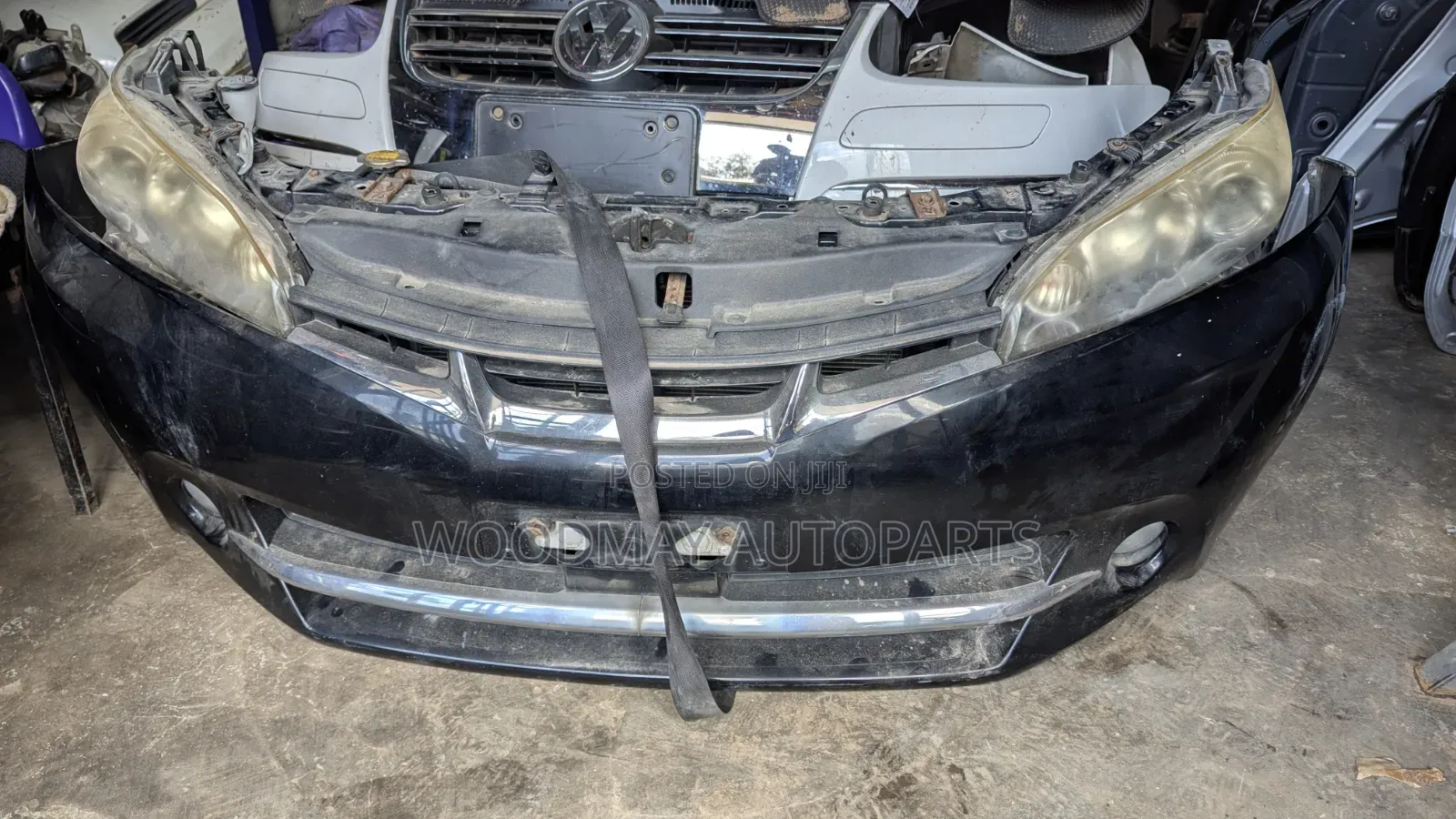 Toyota Wish Nosecut