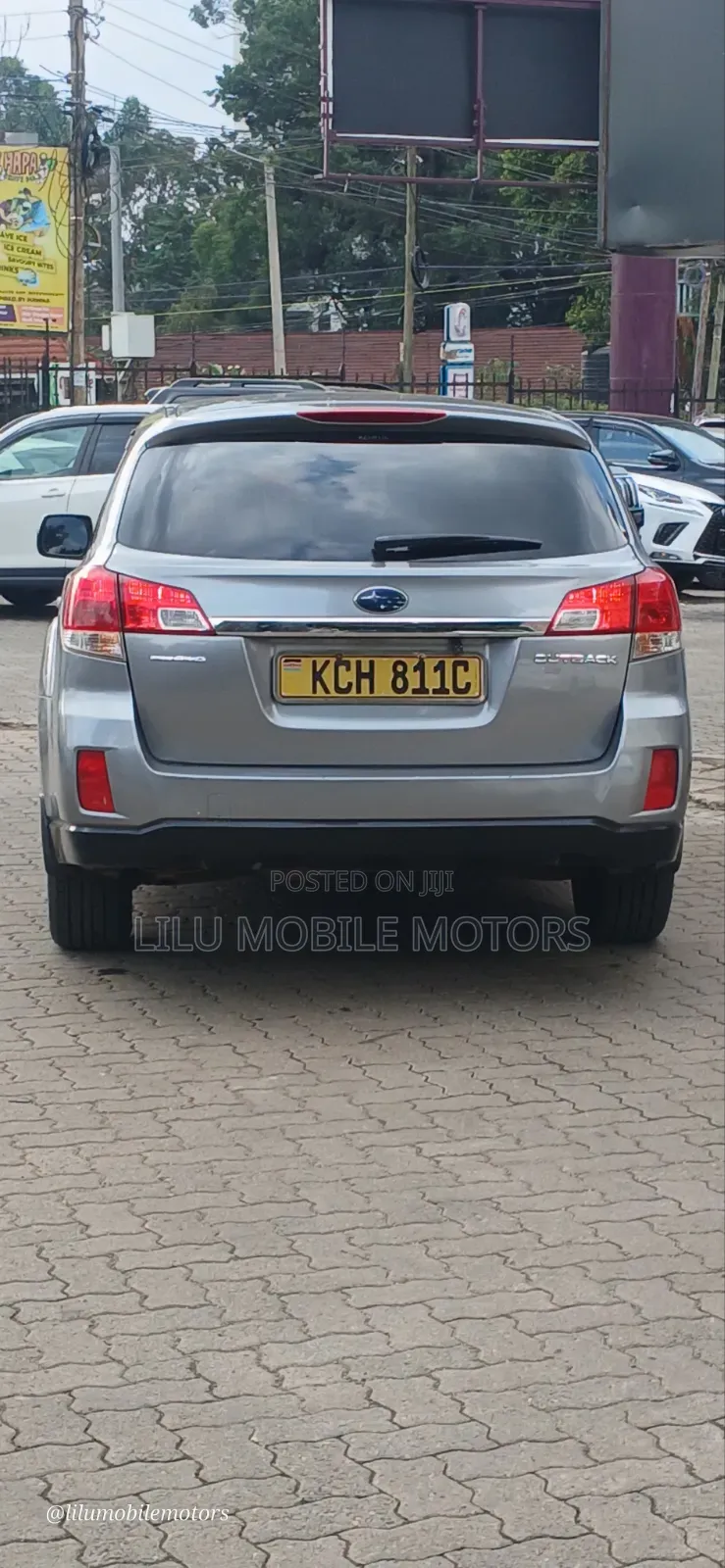 Subaru Outback 2.5i 2011 Silver