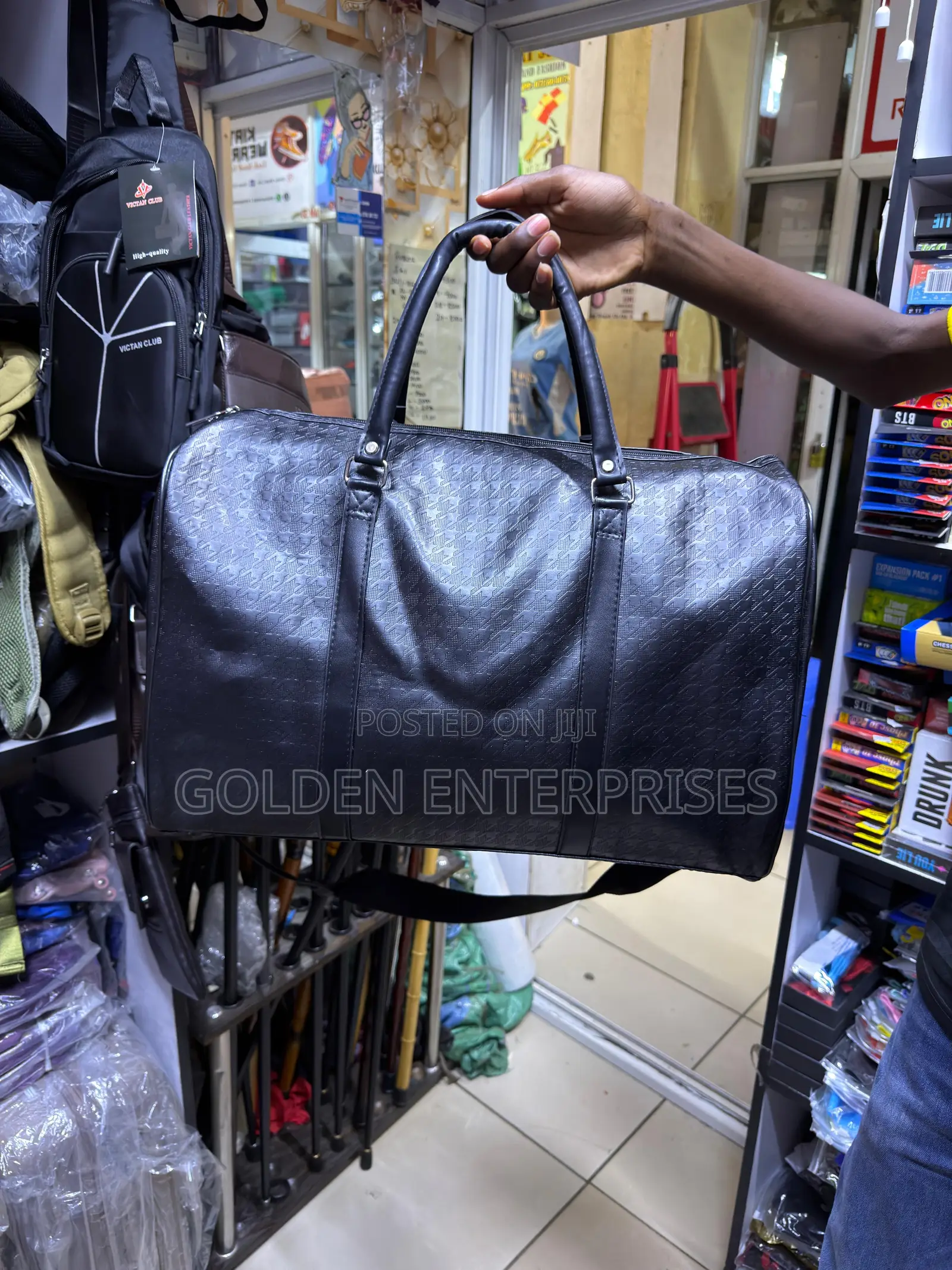 Black Classic Duffle/Travel Bag