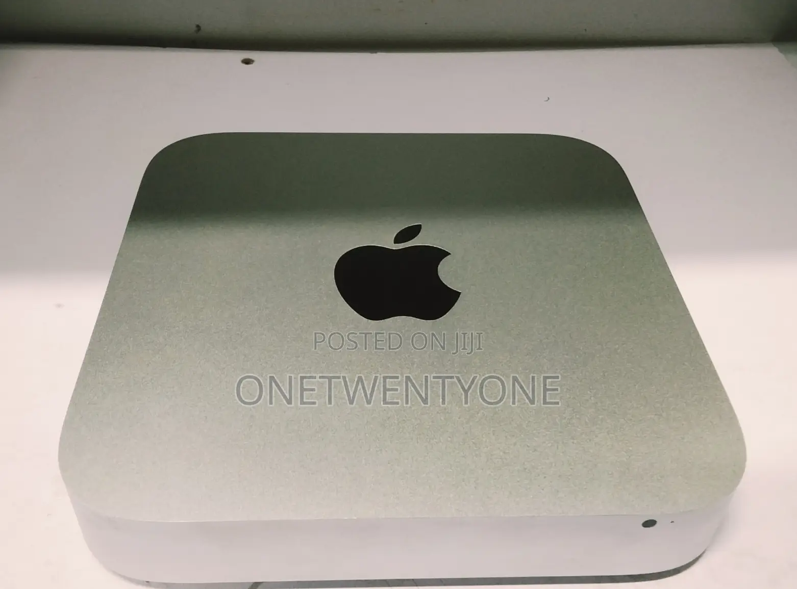 Desktop Computer Apple Mac Mini 8GB Intel Core i5 HDD 500GB