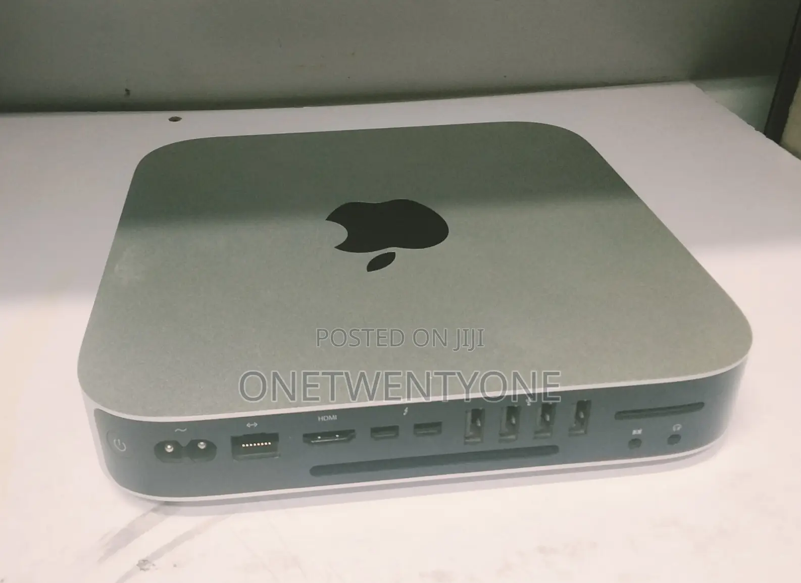 Desktop Computer Apple Mac Mini 8GB Intel Core i5 HDD 500GB