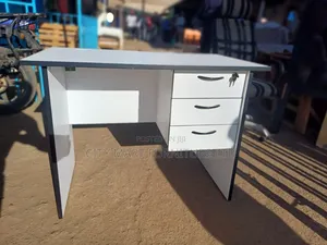 Ornate Modern Office Desk/Study Table Offers