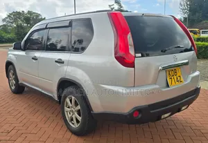 Nissan X-Trail 2013 Silver