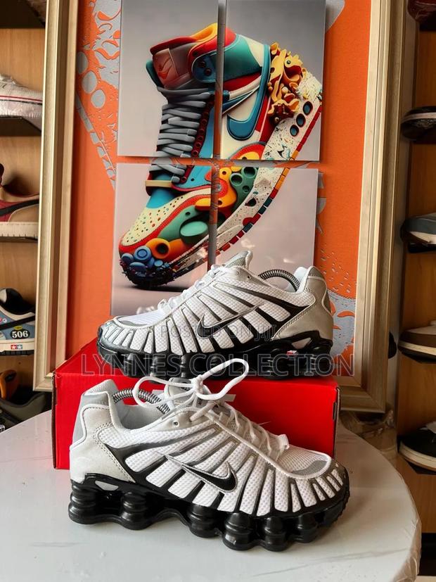 Nike Shox Performance Sneakers - thumbnail 4