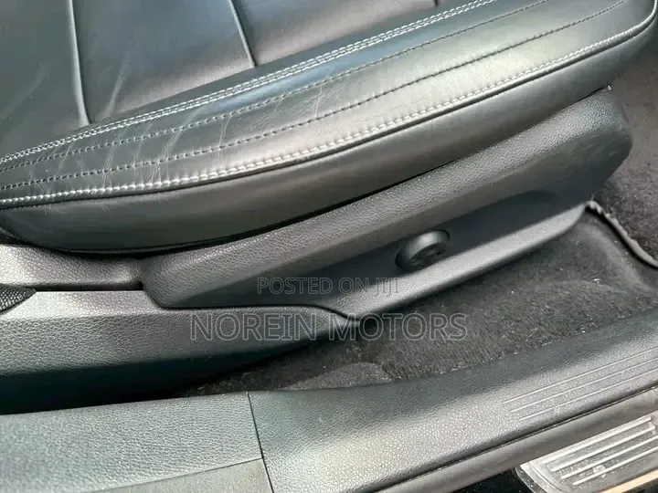 Mercedes-Benz E300 2020 Matt Black
