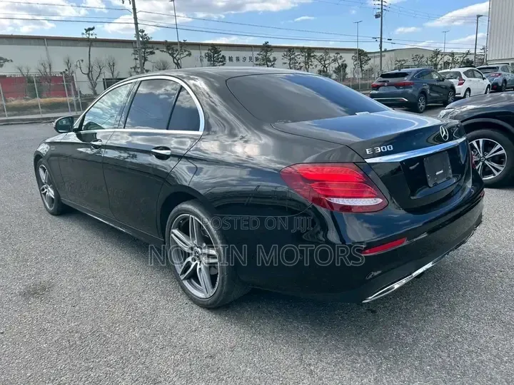 Mercedes-Benz E300 2020 Matt Black