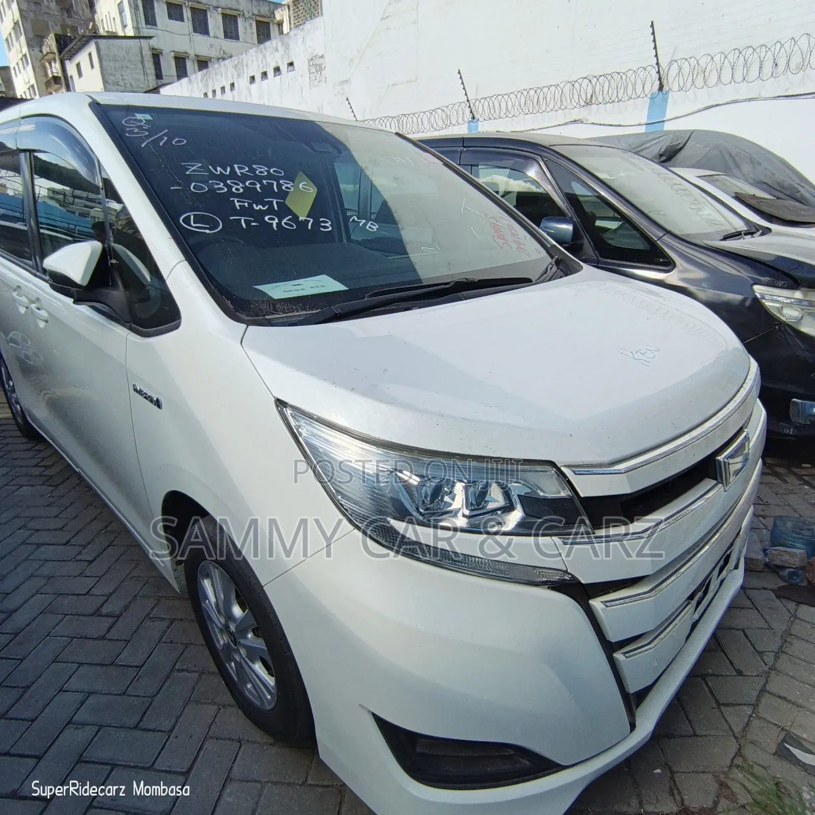 Toyota Noah 2020 White