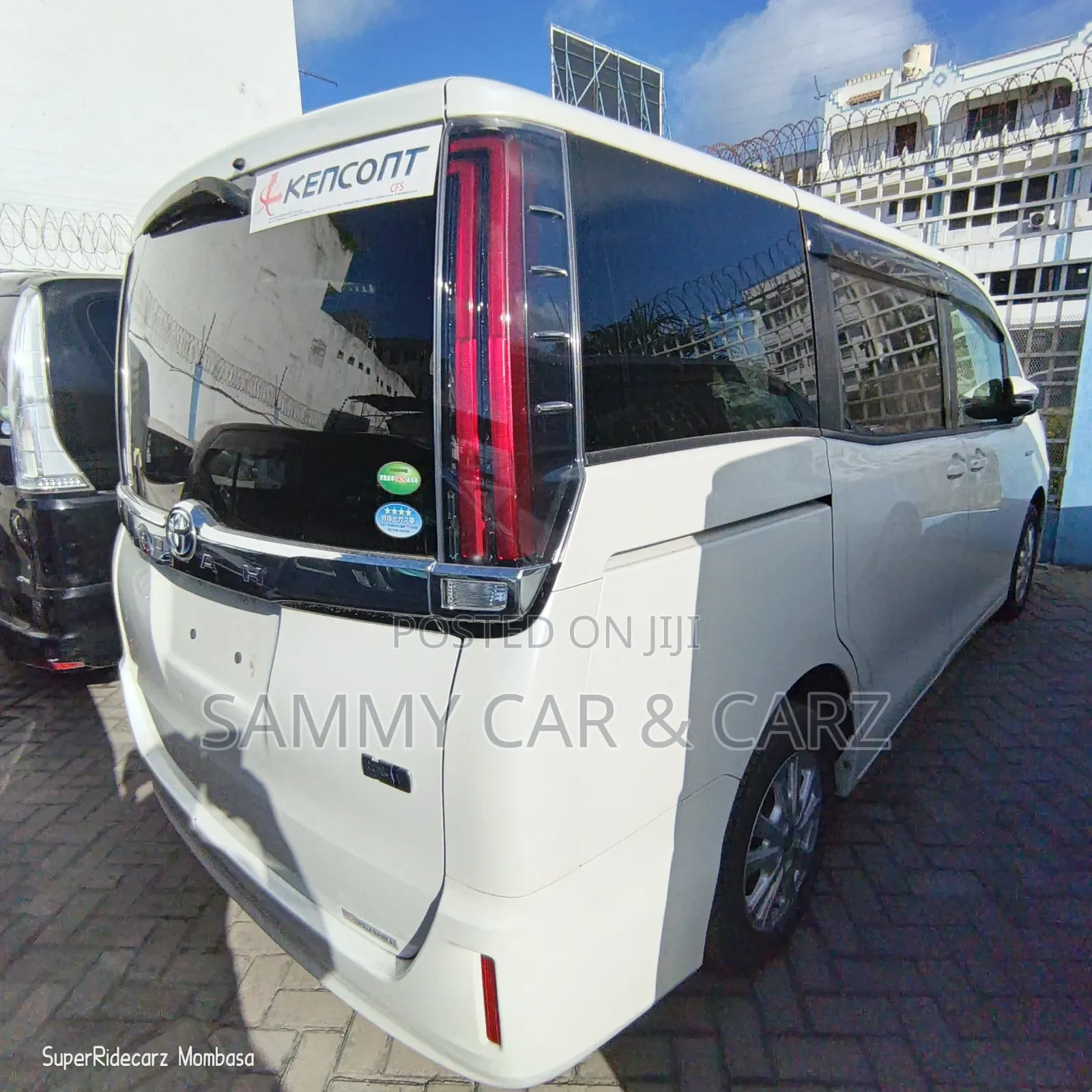 Toyota Noah 2020 White