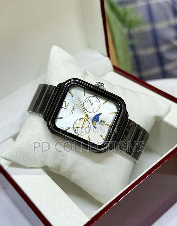 Ladies Watch Casio Black